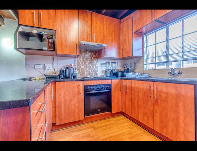 3 BEDROOM APARTMENT FOR SALE IN RADIOKOP